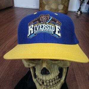 Deadstock Vintage University California Riverside Highlanders Two Tone Snap Hat
